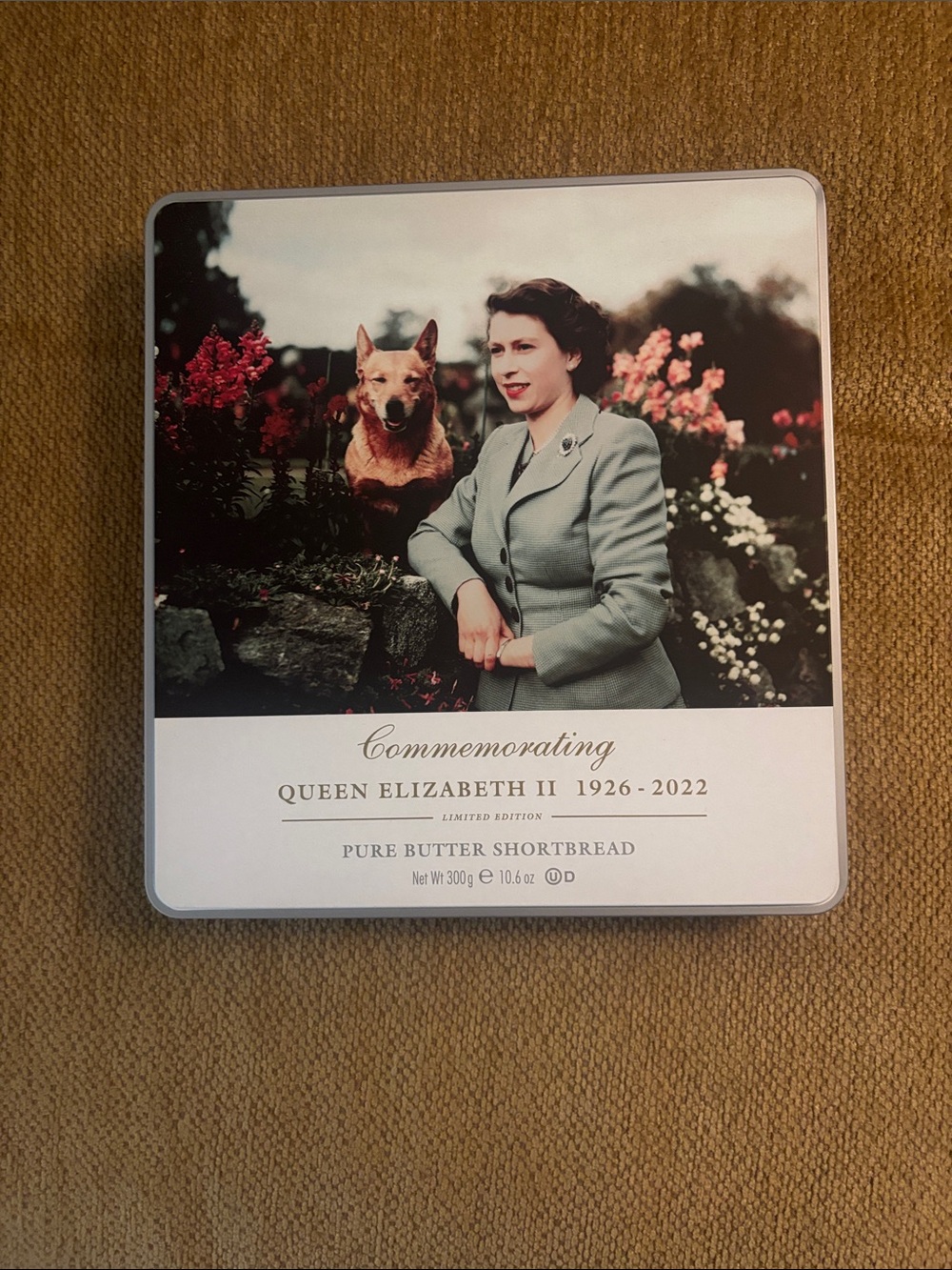 Commemorative Queen Elizabeth II Tin with Photo Lid - White & Pale Blue